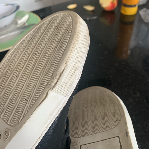 Zadig and Voltaire Black shoes - Picture 3 of 4